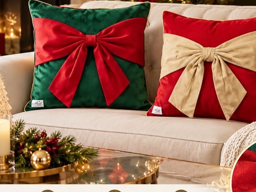 Cojines navideños con lazo